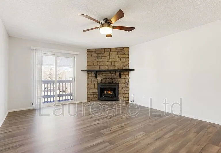 8555 Fairmount Dr #I202 — Photo 3