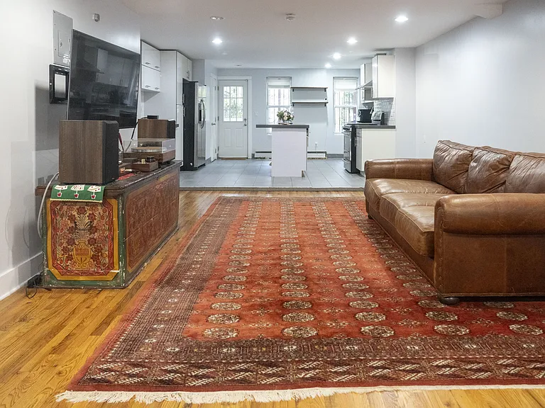 1206 Saint Marks Ave #1 — Photo 9