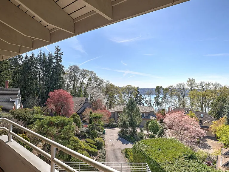 8158 W Mercer Way — Photo 31