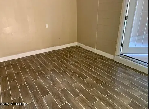 2856 Beachwood Blvd — Photo 15