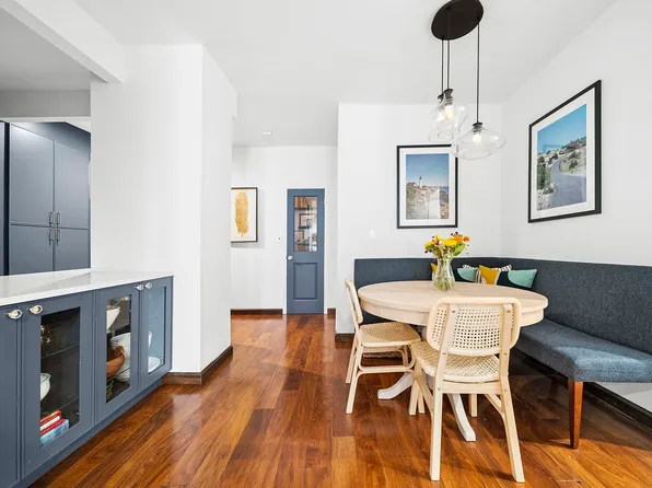 3 Hanover Square image 3 of 8