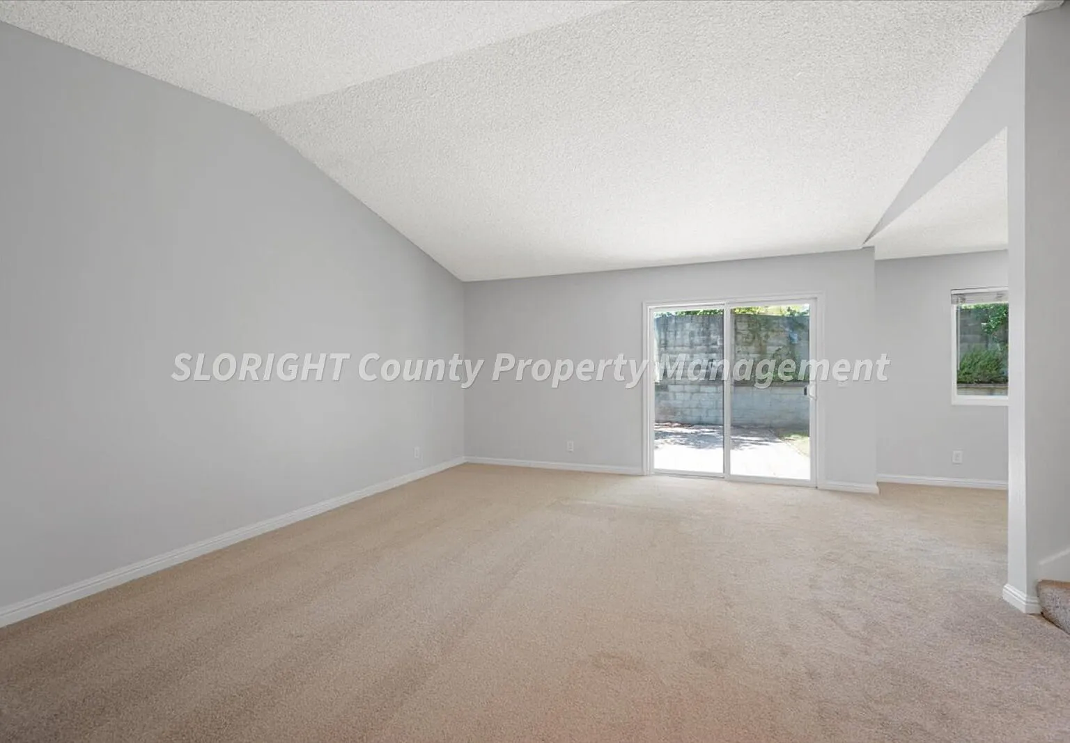 3 bed, 1.5 bath, 1239 sqft, $3,250 — Photo 4