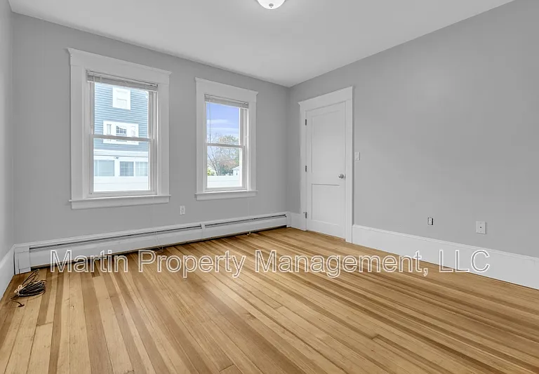 6 Stirling St #1 — Photo 9