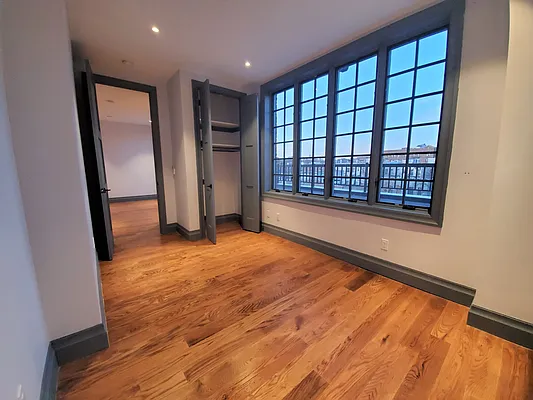 Rented by Lofts and Flats LLC | media 11