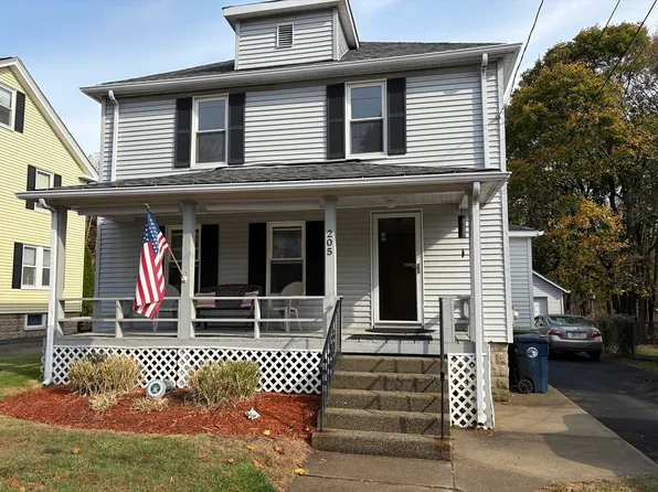205 Bolton St, Marlborough, MA 01752