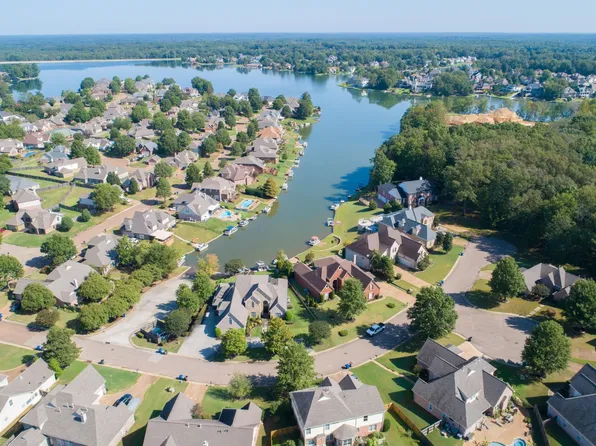 3776 Sailboat Ln, Lakeland, TN 38002