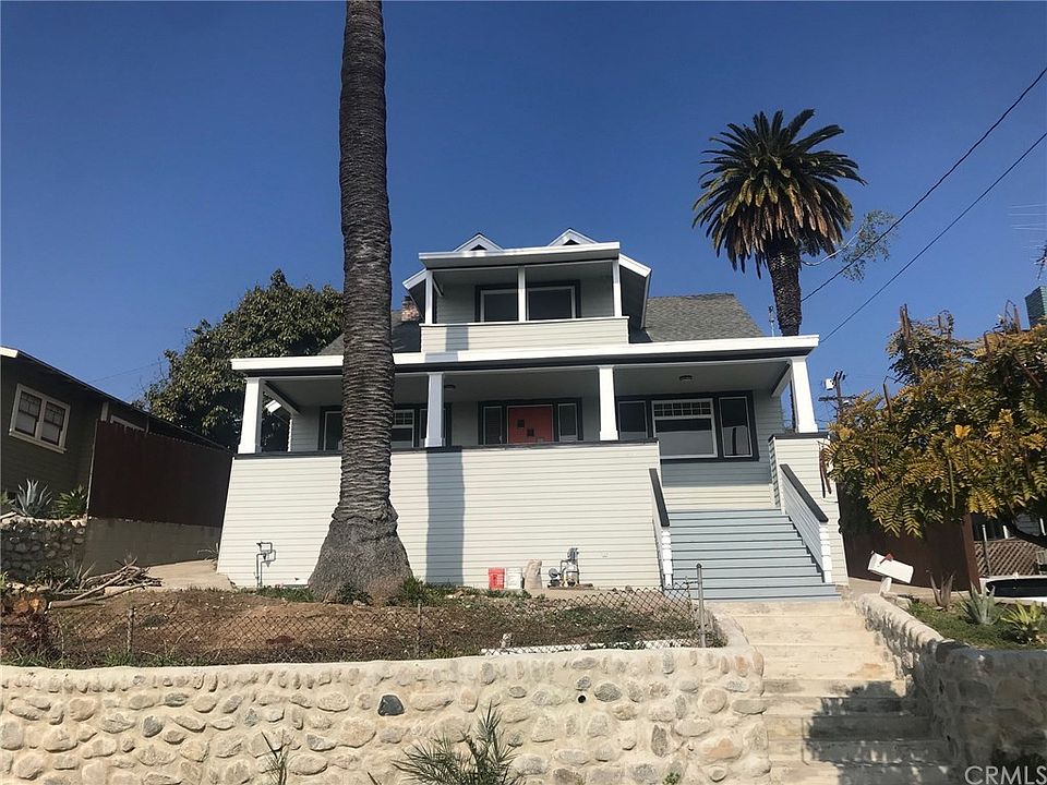 2nd image of 457 Isabel St