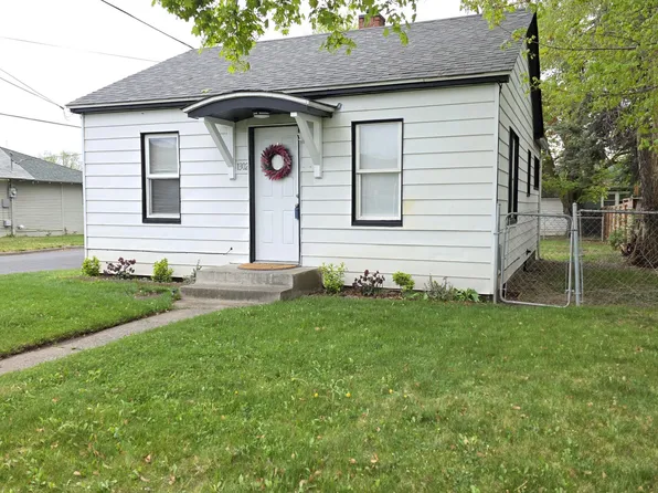 1302 W Prasch Ave, Yakima, WA 98902