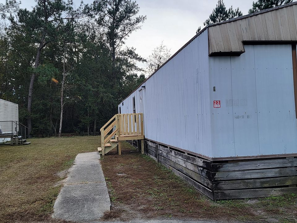 1st image of 926 Hollywood Dr Lot 9