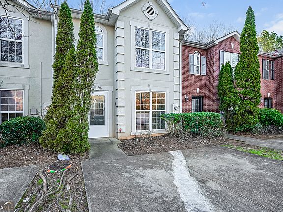 2nd image of 3321 Waldrop Trl