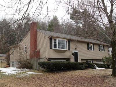 60 Cricket Dr, Sturbridge, MA, 01566