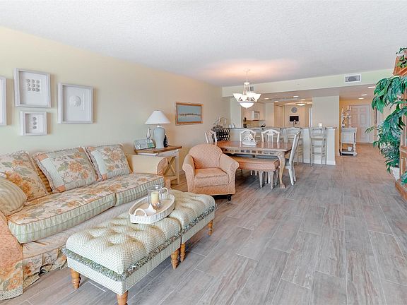 5th image of 1907 Highway A1a APT 404