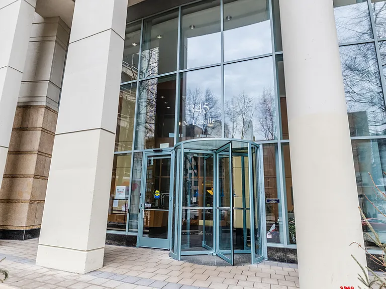 345 N Lasalle St #1805 — Photo 2