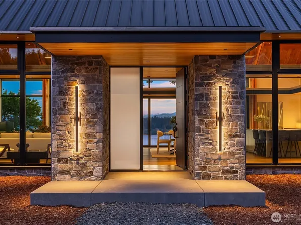 6620 NE Seabold Road, Bainbridge Island, WA 98110