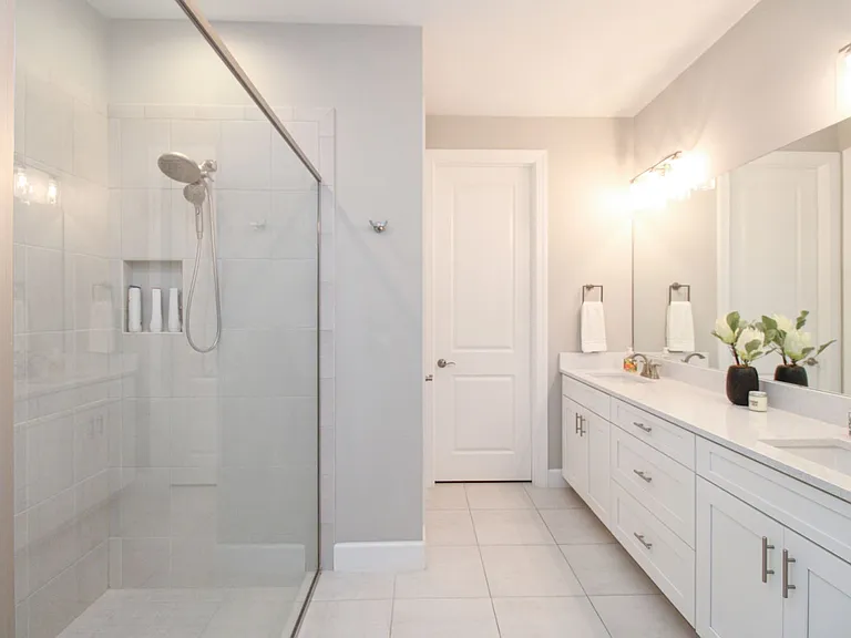 9423 Terresina Dr — Photo 44