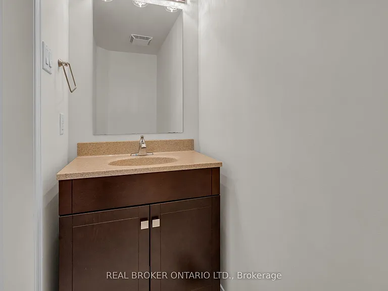 1133 Clyde Ave — Photo 10