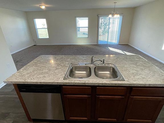 5th image of 3305 Canyon Falls Dr