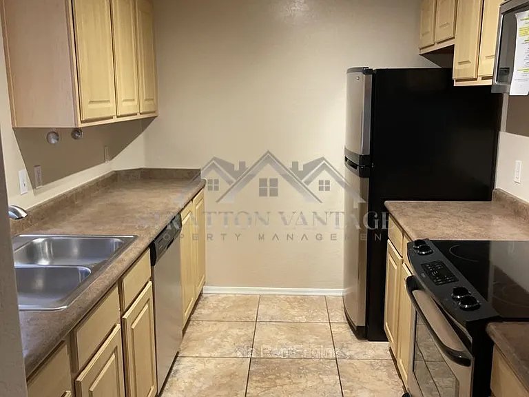 1287 N Alma School Rd #243 — Photo 5
