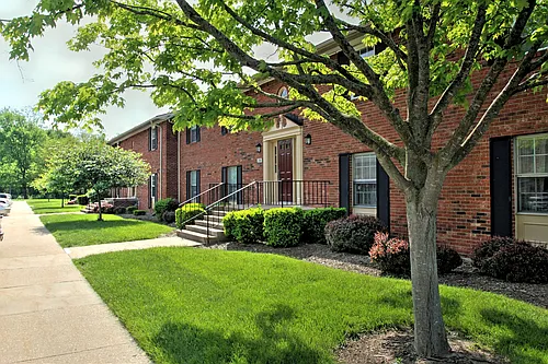 Carriage House Apartments Photo 1