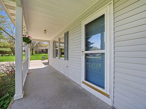 4th image of 405 Mississippi Dr
