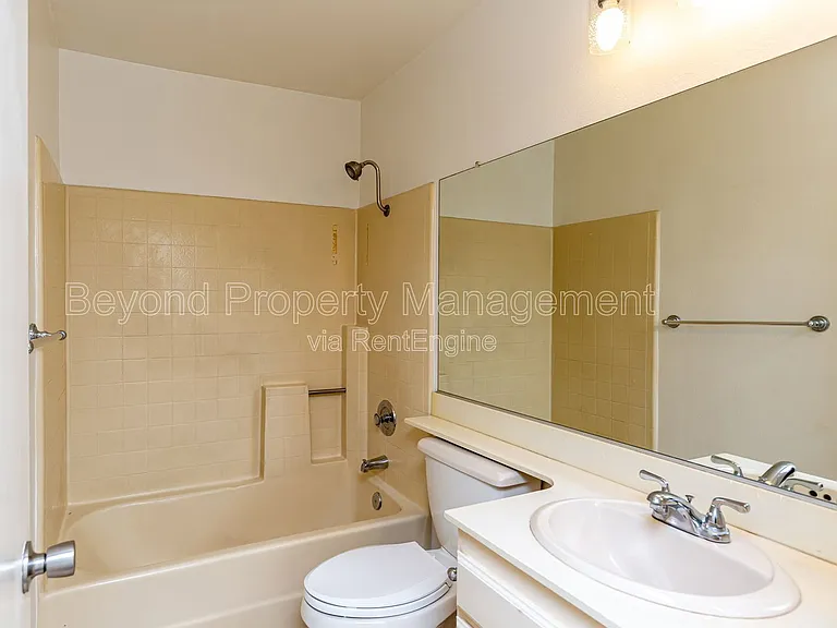 9316 Twin Trails Dr #104 — Photo 12