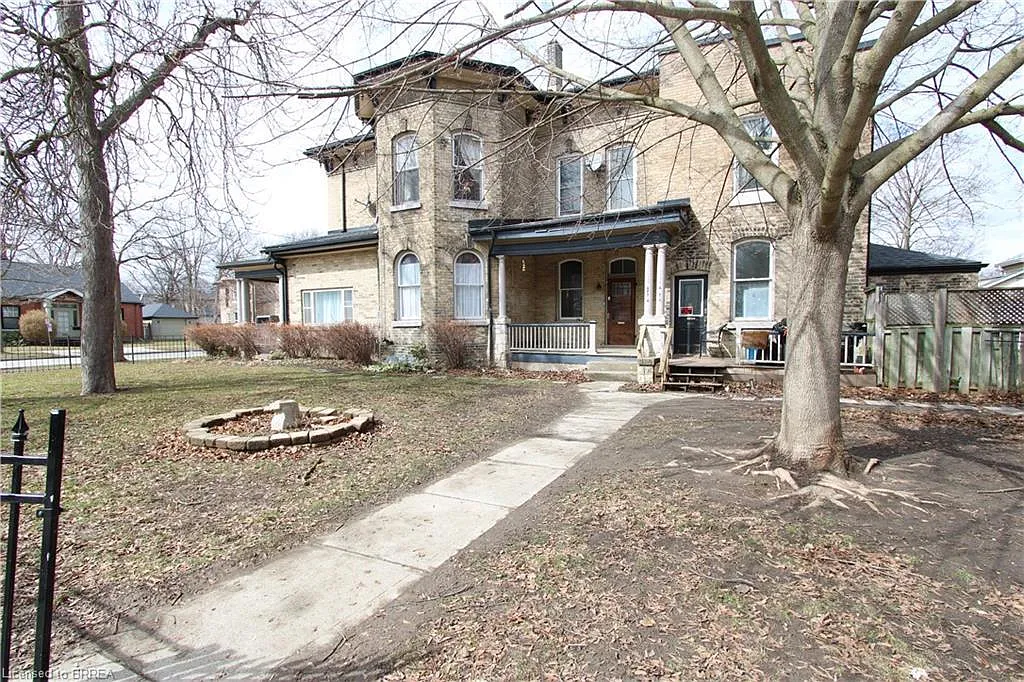 Building Photo - 119 Park Ave #4