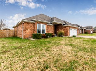 104 Blair Cir, Pea Ridge, AR 72751