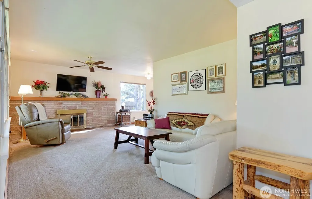 4 bed, 1580 sqft, $3,500 — Photo 3