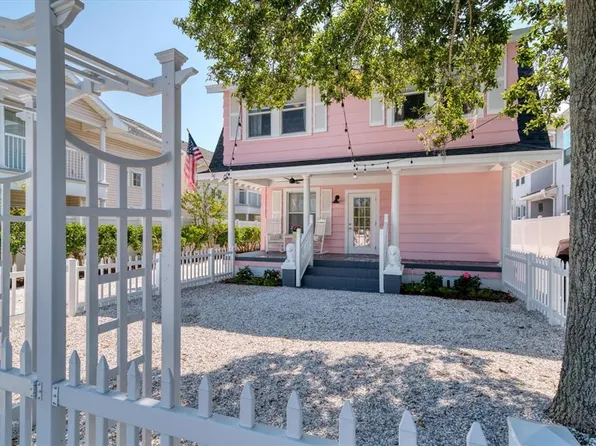 963 Highland Ave, Dunedin, FL 34698