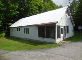 1232 Valley Lake Rd, Woodbury, VT 05681