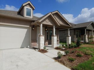 109 Still Glen Dr, Terrell, TX 75160