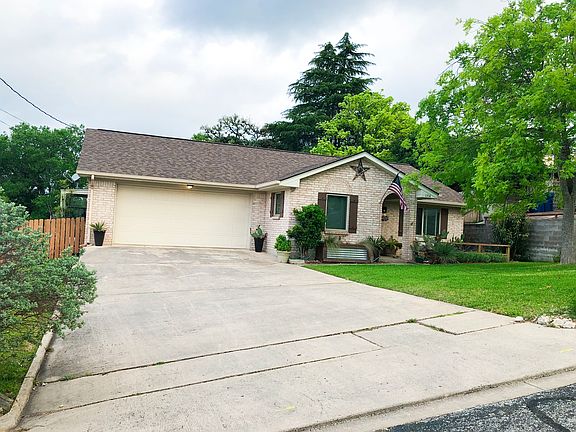 2nd image of 1314 Carol Ann Dr