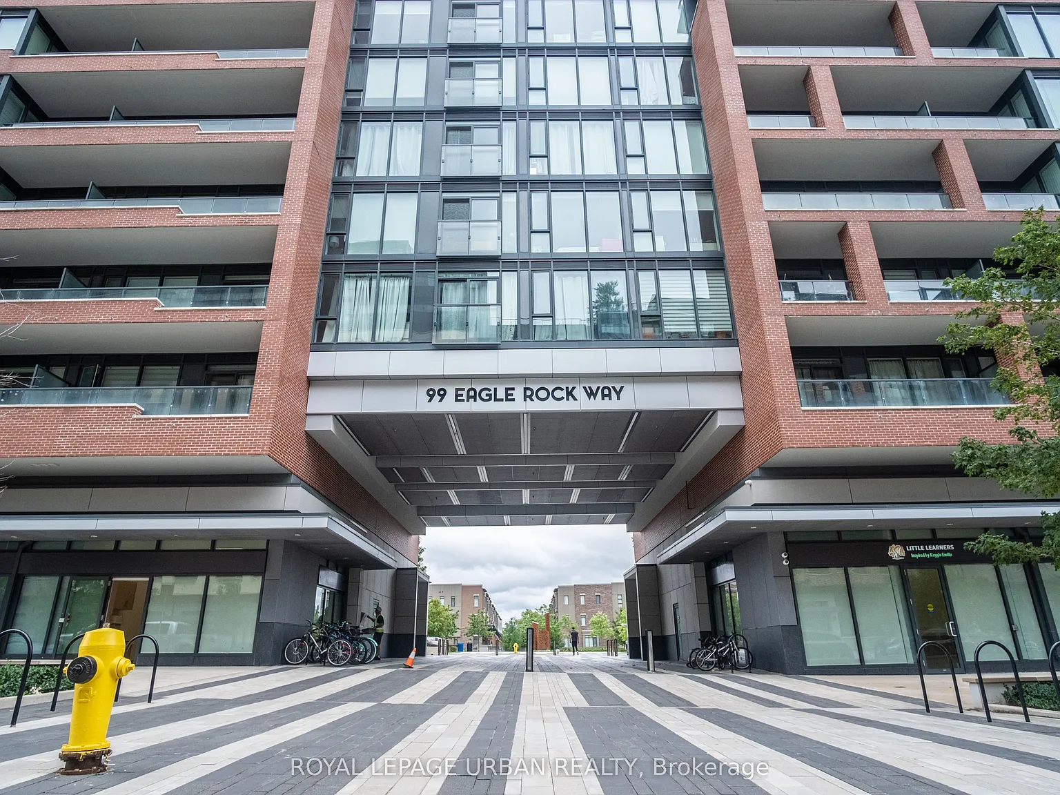 2 bed, $2,400 — Photo 1