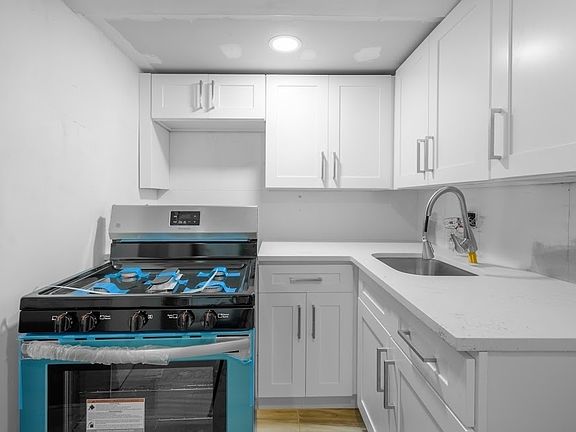 2nd image of 722 E 38th St #1