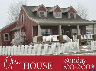 401 N Pasque Flower Trl, Brandon, SD 57005