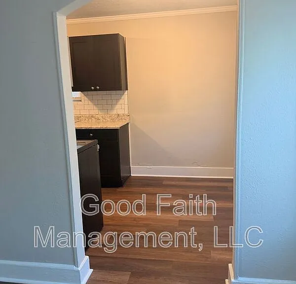 2247 Sullivan Rd — Photo 9