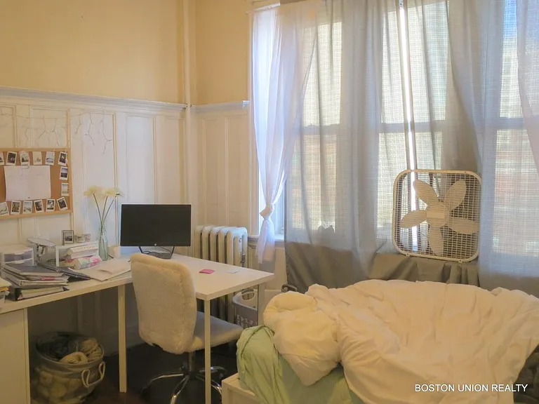 82 Peterborough St #20 — Photo 7