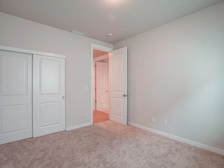 4102 NE 186th St — Photo 29