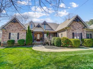 910 Abilene Ln, Fort Mill, SC 29715