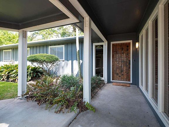 4th image of 1410 Mimosa Ln