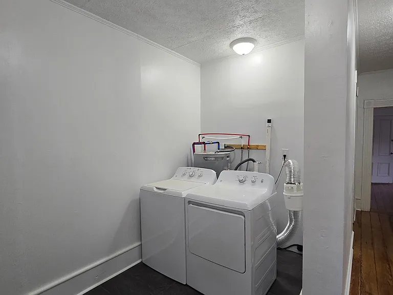 105 Harding St #1 — Photo 6