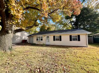 1410 S Mattis Ave, Champaign, IL 61821