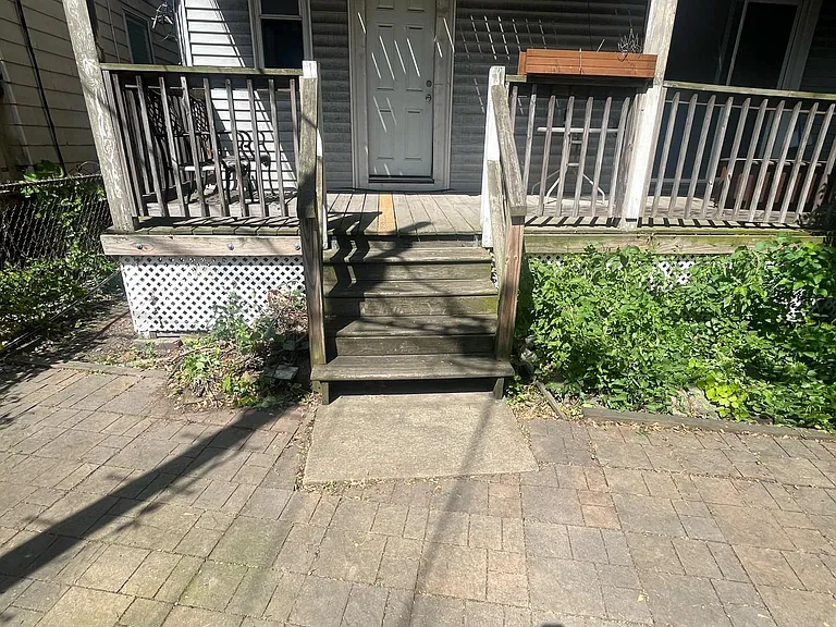 46 Middle St #1 — Photo 15