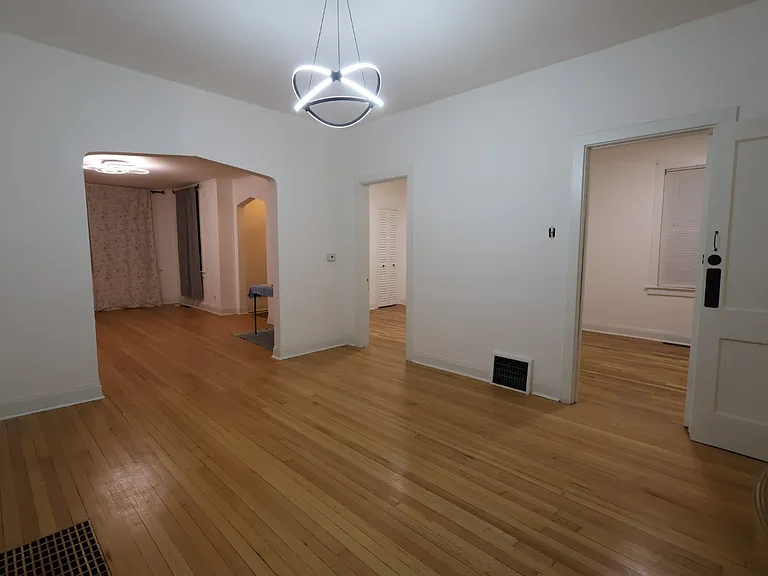 1508 N Massasoit Ave — Photo 6