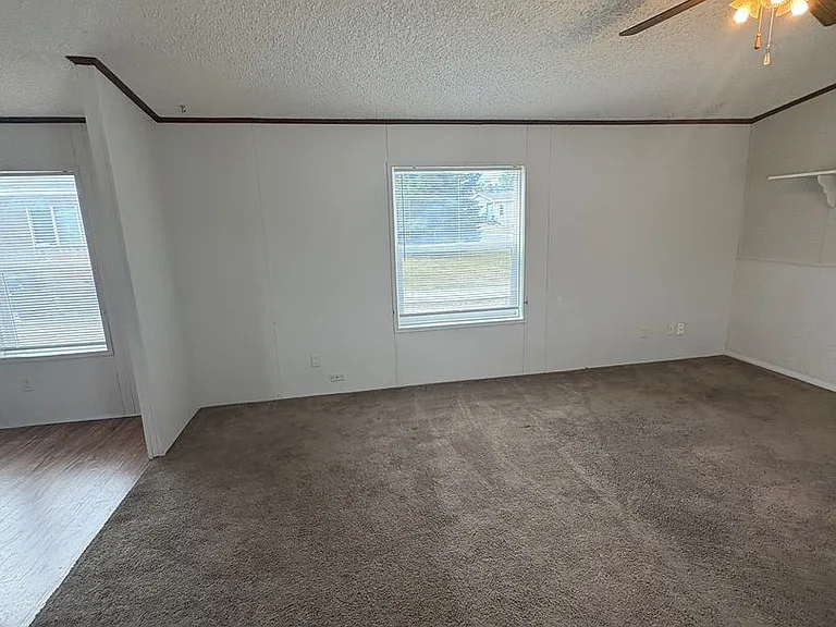 306 White Oak Dr — Photo 5