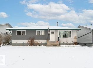 16614 105th Ave NW, Edmonton, AB T5P 0V3