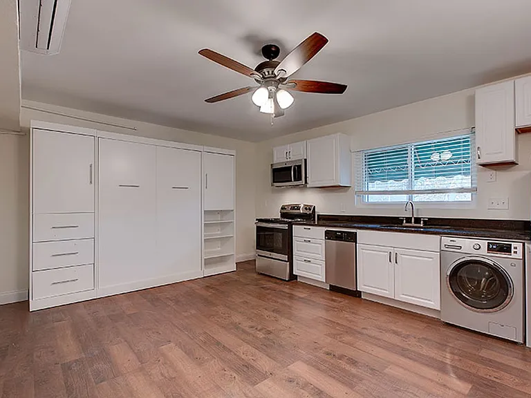306 E 30th St #207 — Photo 6