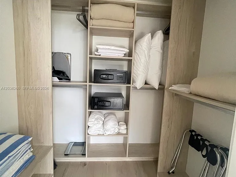 225 N Miami Ave #805 — Photo 12