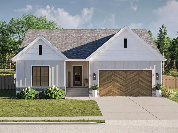 2966 Hiawatha St, Kansas City, KS 66104