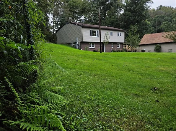 382 Fry Hollow Rd, Hunker, PA 15639